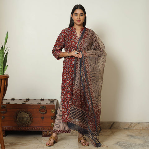 Red - Bagru Block Printed Cotton Kurta with Palazzo & Kota Doria Dupatta Set 10