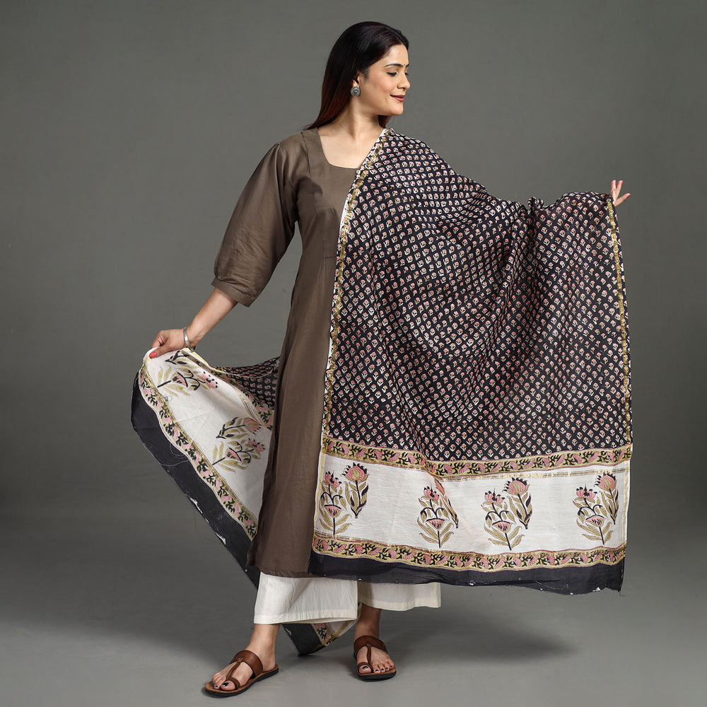 Sanganeri Dupatta 