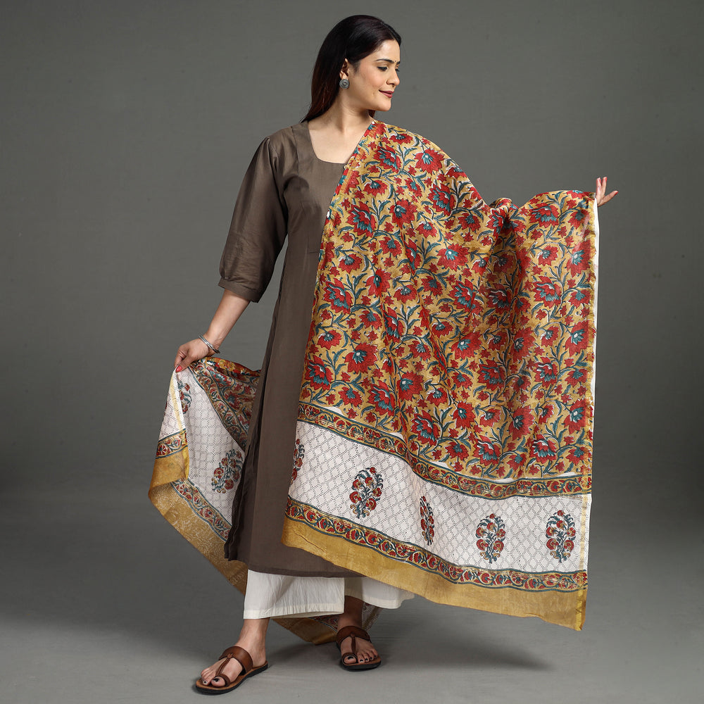 Sanganeri Dupatta 