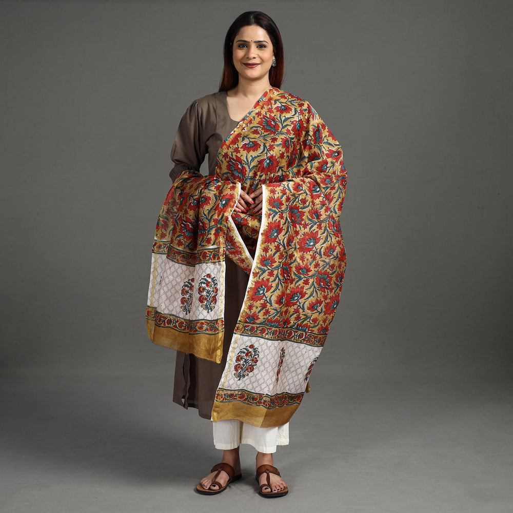 Sanganeri Dupatta 