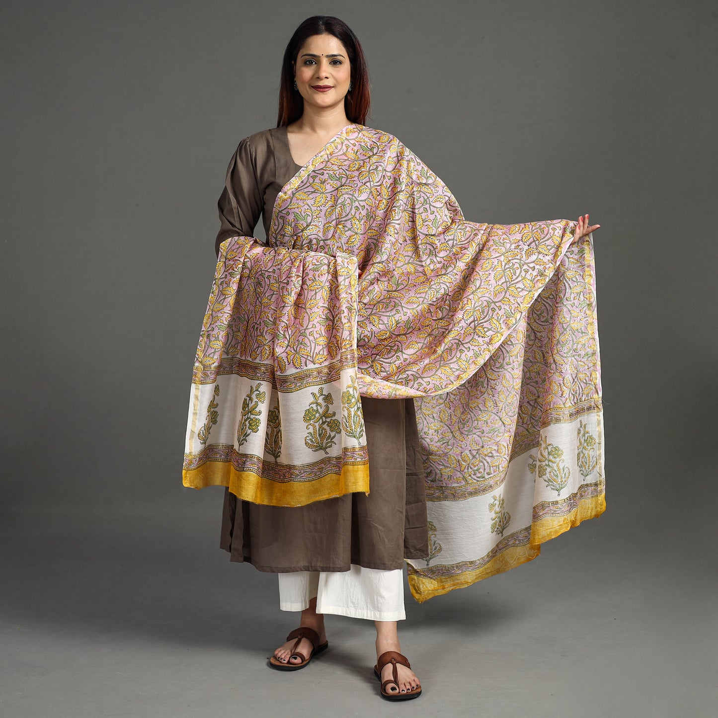 Sanganeri Dupatta 