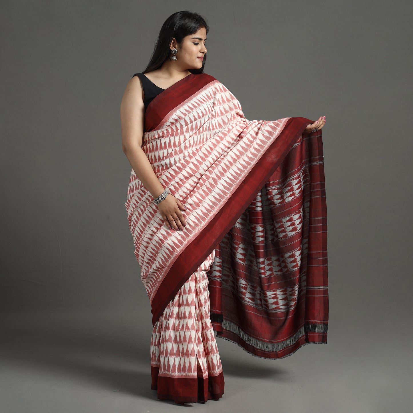 Multicolor - Pochampally Ikat Weave Pure Handloom Cotton Saree 04