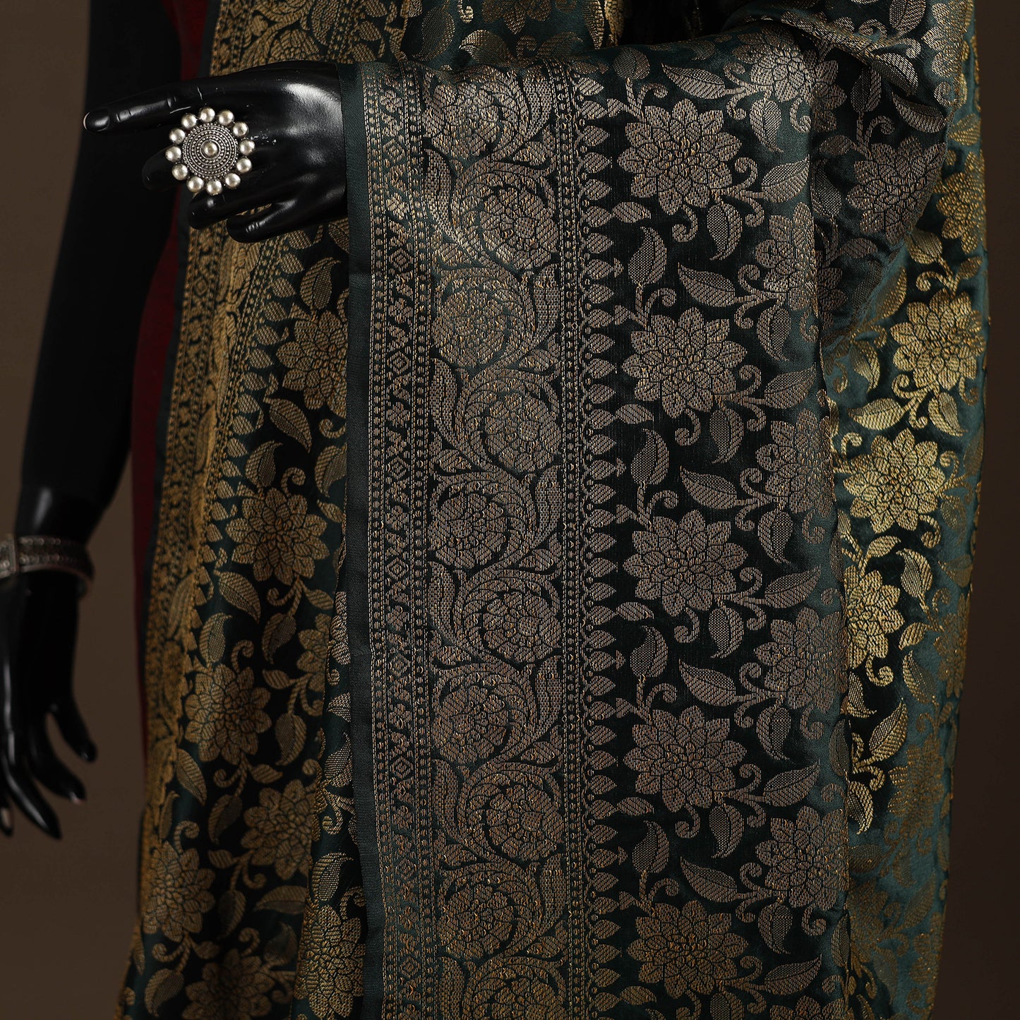 Zari Work Banarasi Silk Dupatta 01