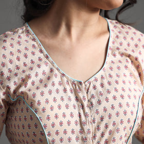 Buy Sanganeri Block Printed Cotton Stitched Blouse Online at iTokri.com