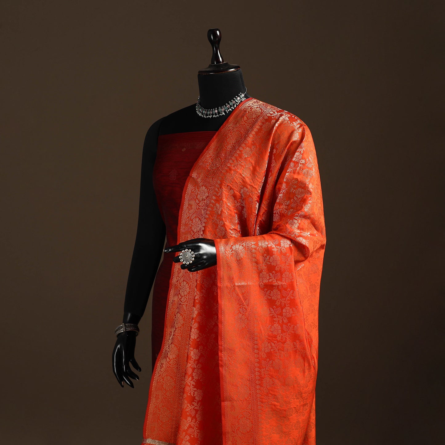 Zari Work Banarasi Silk Dupatta 09