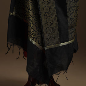 Zari Work Banarasi Silk Dupatta 20