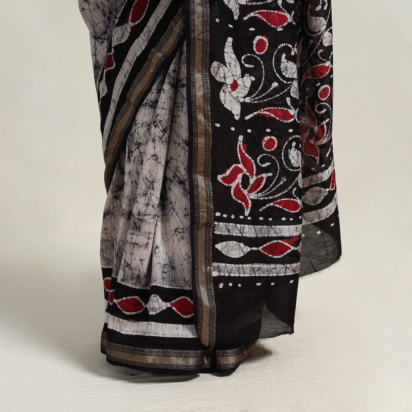 Black - Silk Cotton Hand Batik Print Saree with Blouse 02