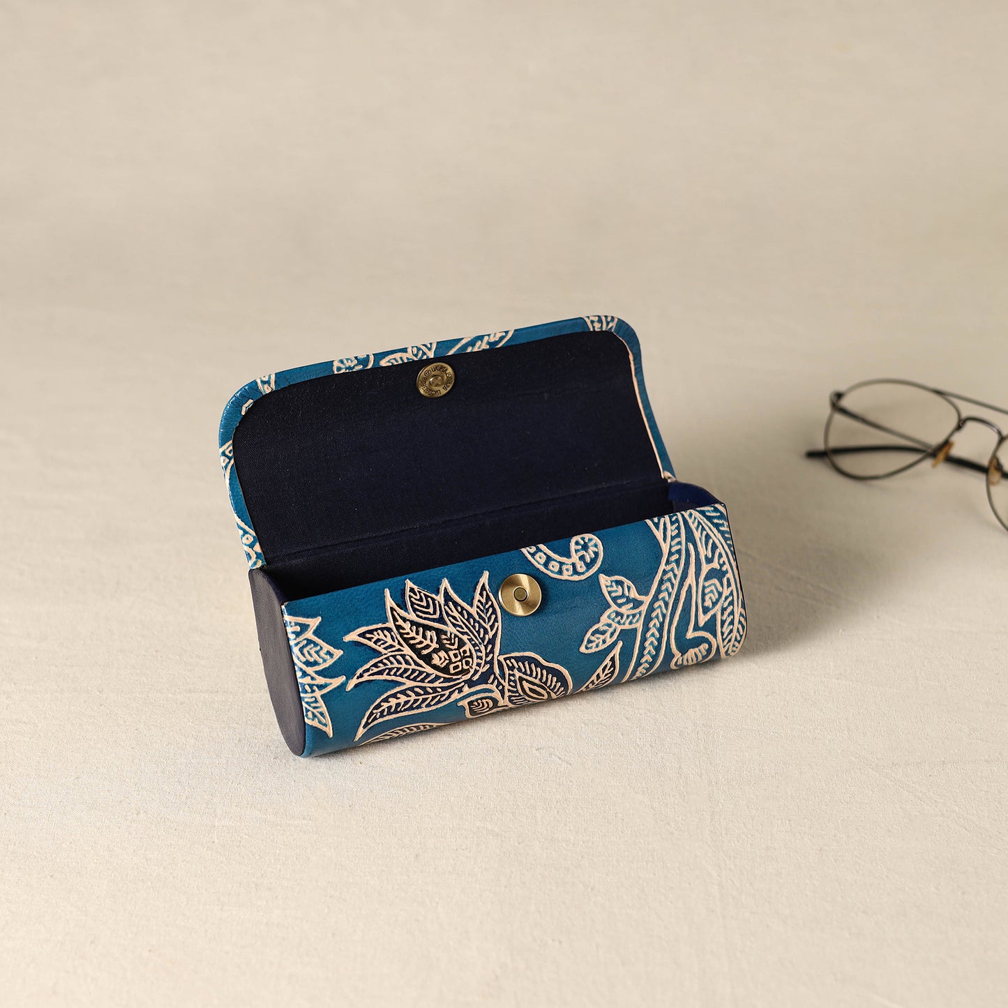 Blue - Handcrafted Embossed Leather Spectacle Case 01