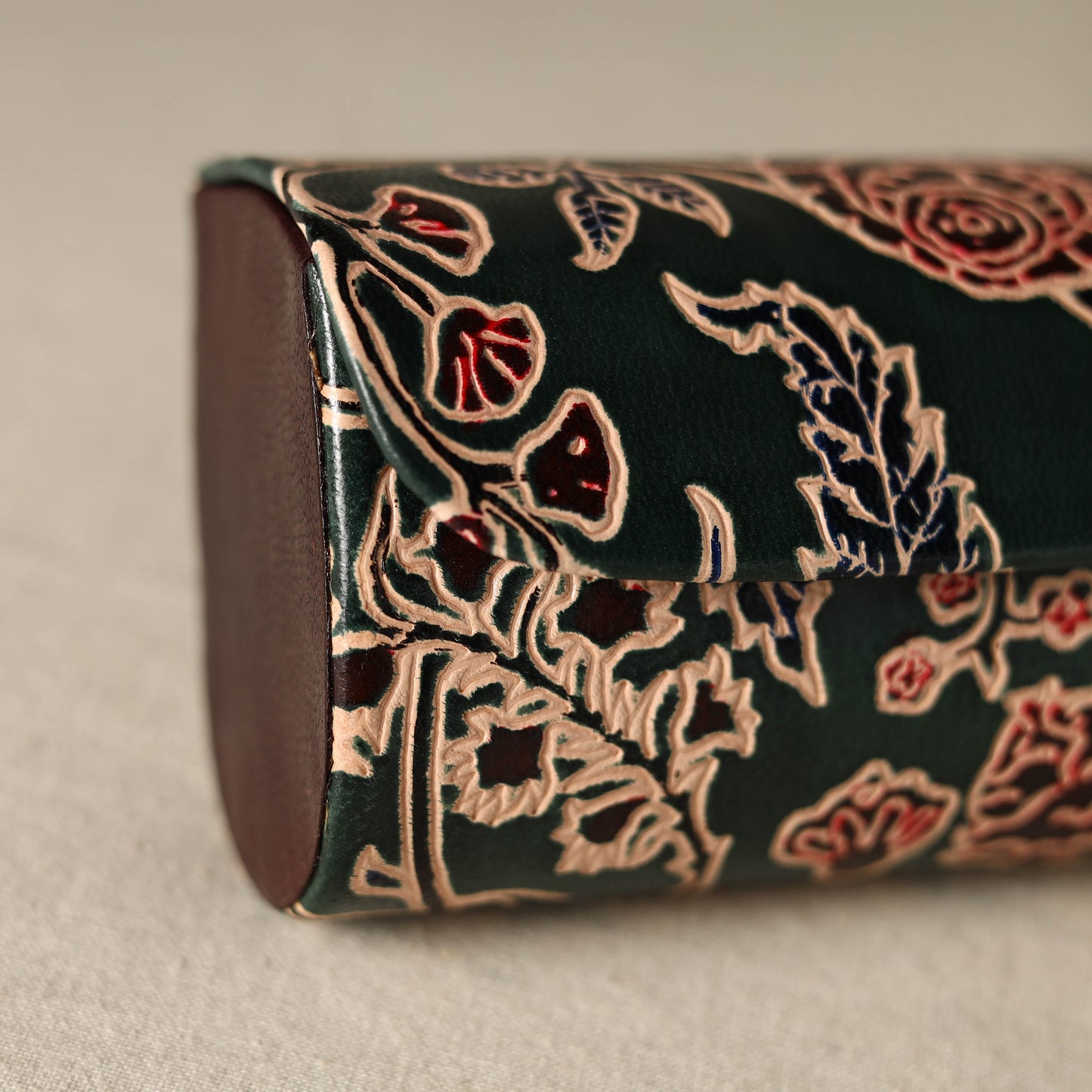Handcrafted Embossed Leather Spectacle Case 04