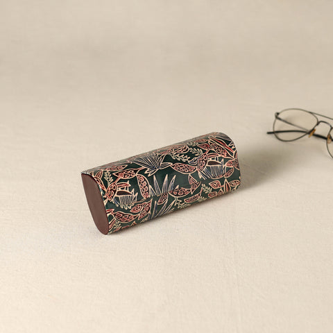 Handcrafted Embossed Leather Spectacle Case 06