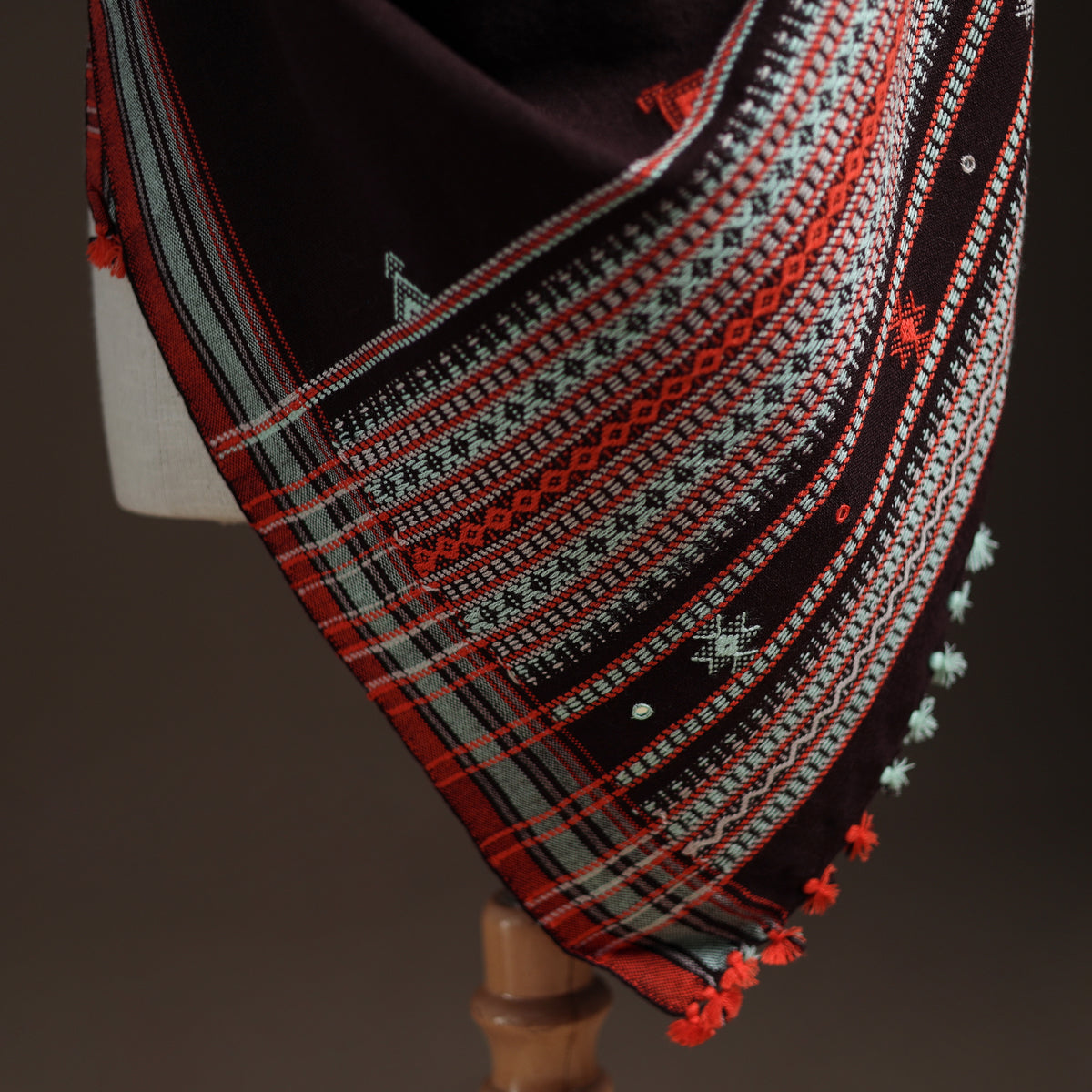 Kutch Handwoven Mirror Work Chomuk Buta Acrylic Wool Shawl 01