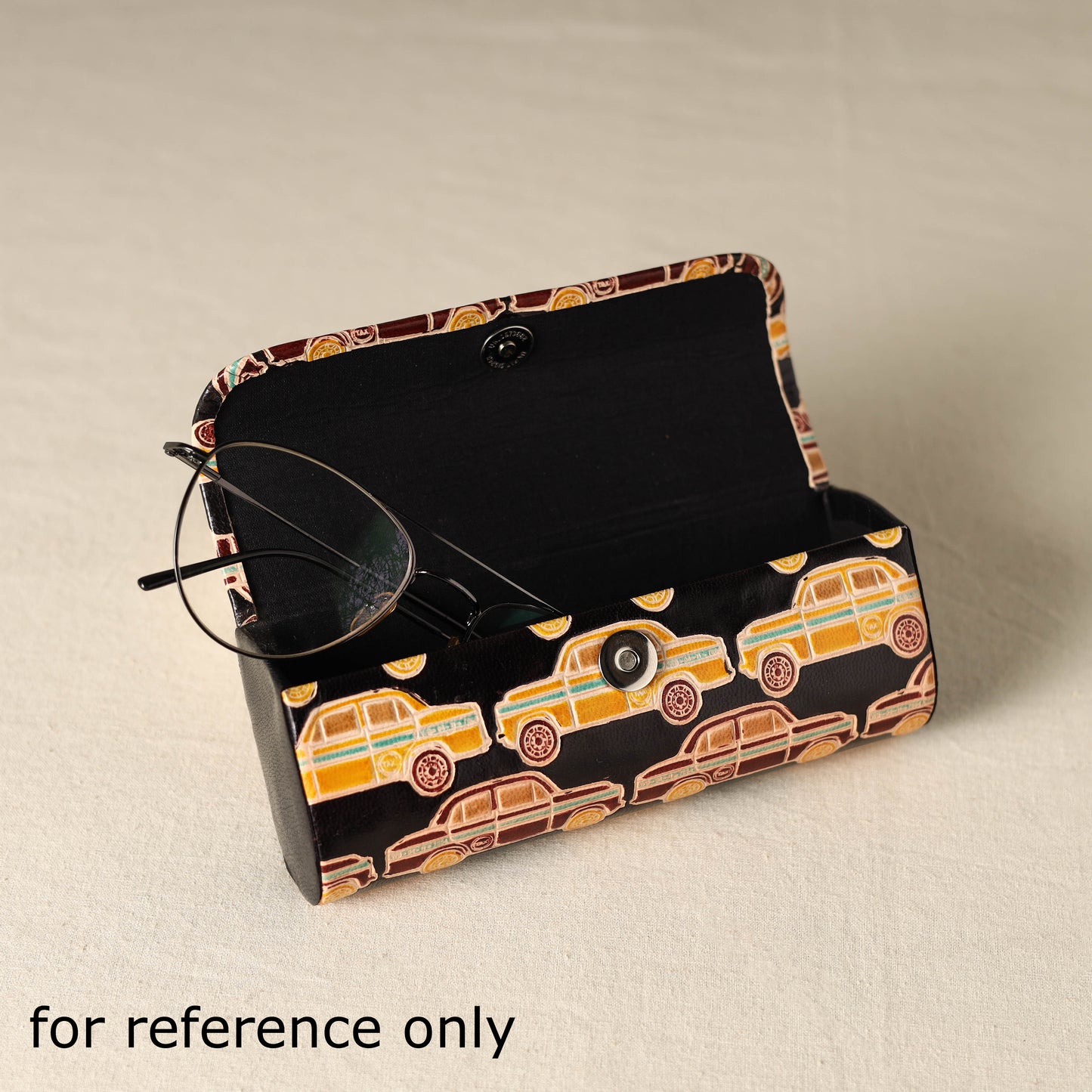 Handcrafted Embossed Leather Spectacle Case 07