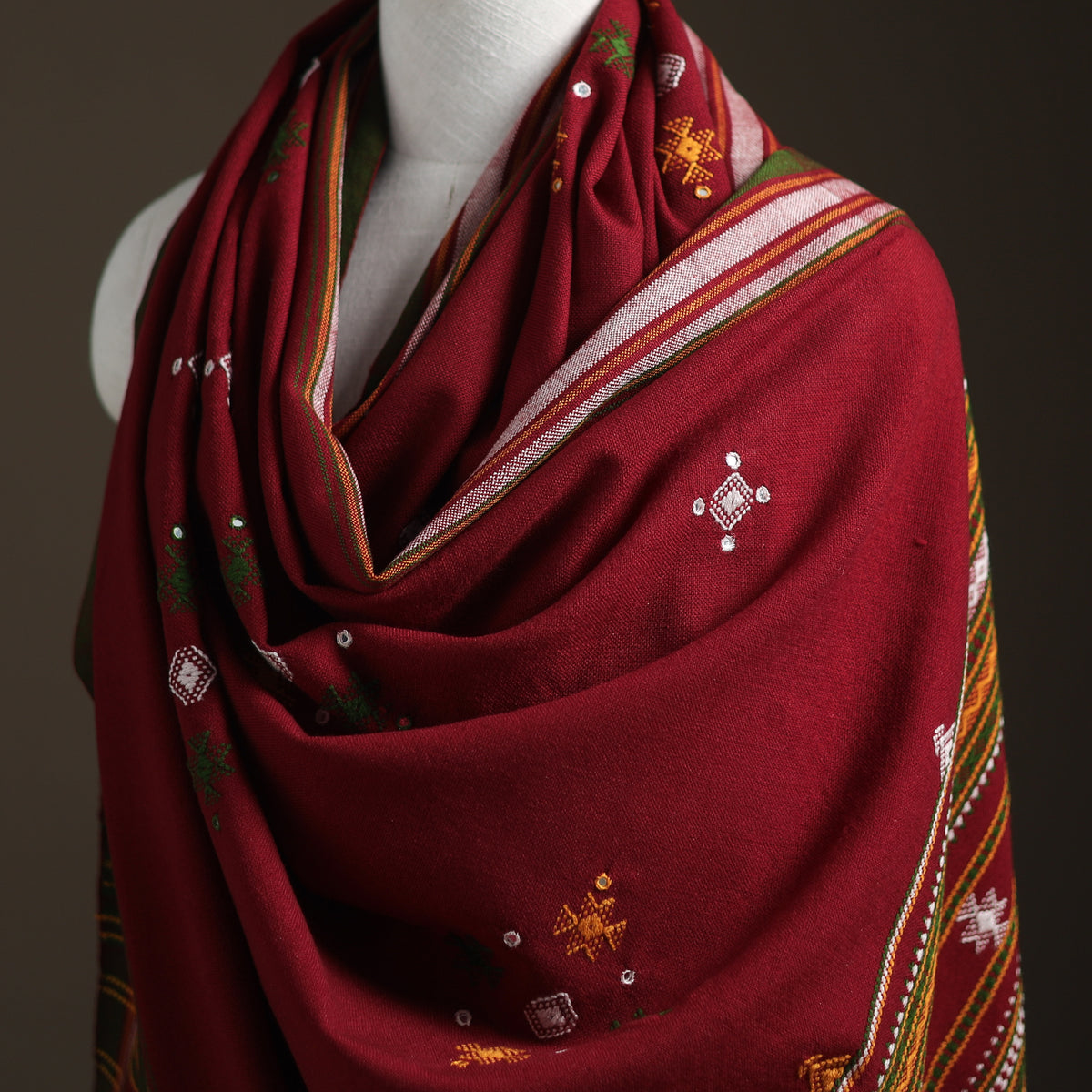 Kutch Handwoven Mirror Work Chomuk Buta Acrylic Wool Shawl 03