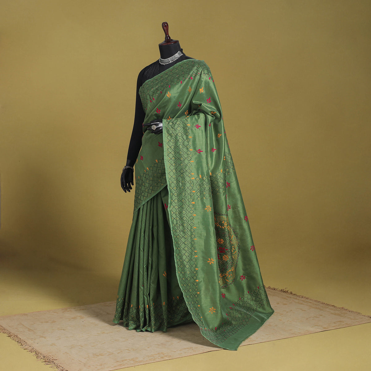 Green - Bengal Hand Embroidery Silk Nakshi Kantha Saree 11
