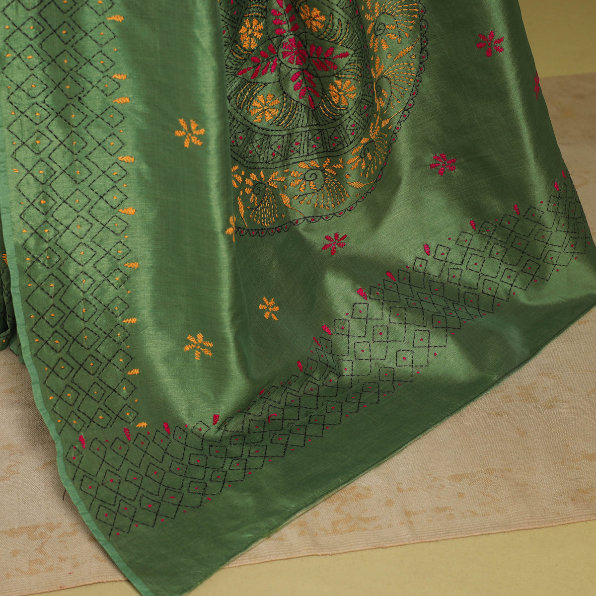 Green - Bengal Hand Embroidery Silk Nakshi Kantha Saree 11