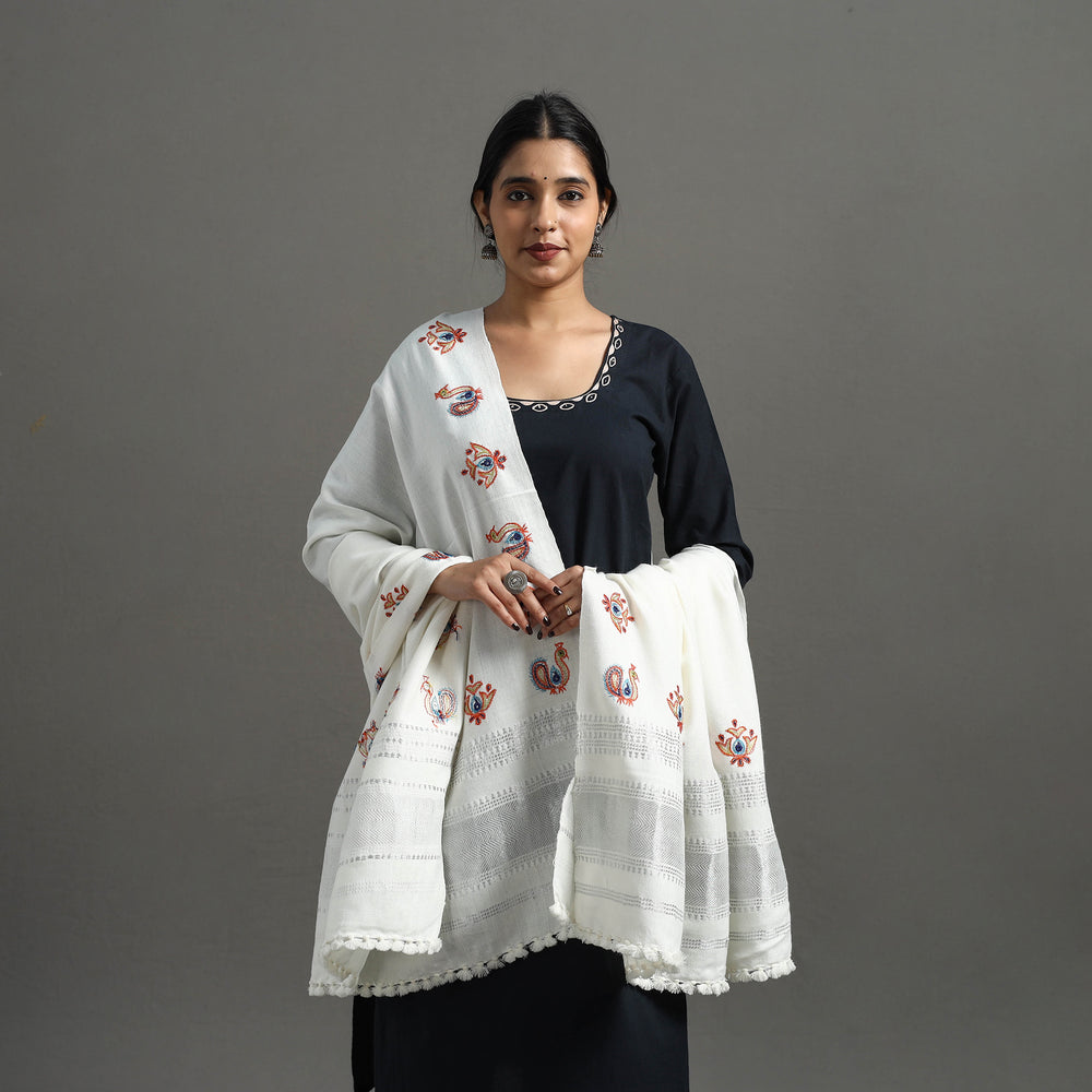 Kutch Ahir Hand Embroidery Woollen Shawl 39