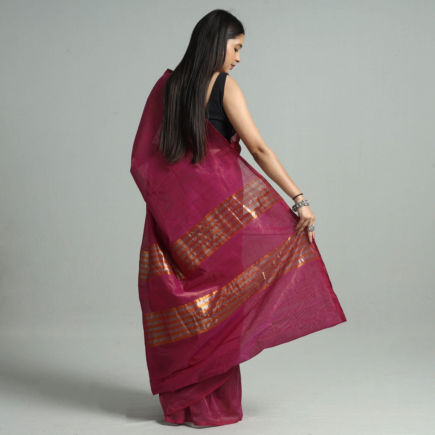 Pink - Traditional Venkatagiri Handloom Cotton Zari Saree 18