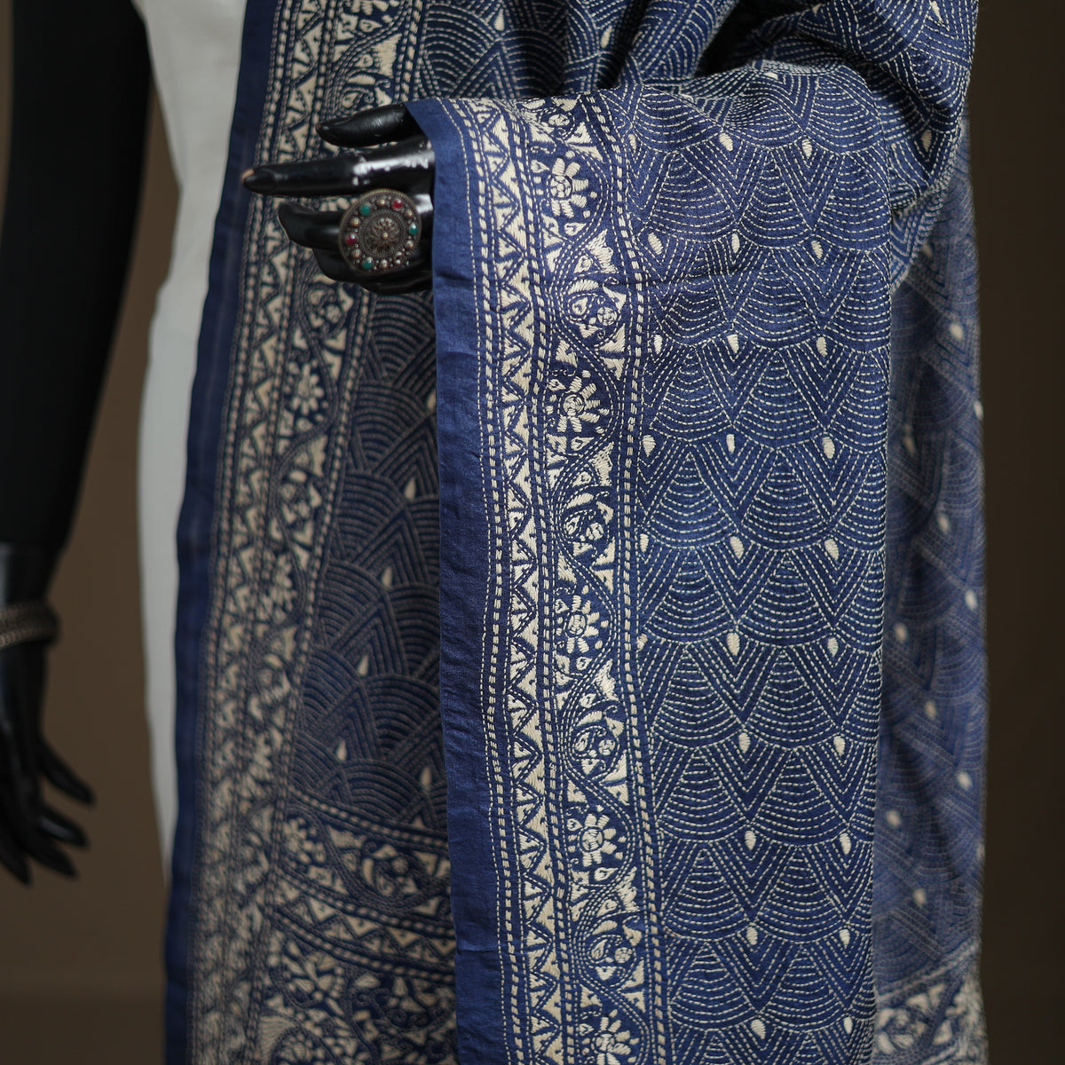 Tussar Silk Handloom Bolpur Kantha Hand Embroidered Dupatta 04