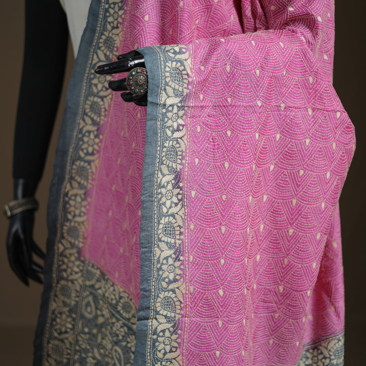 Tussar Silk Handloom Bolpur Kantha Hand Embroidered Dupatta 09
