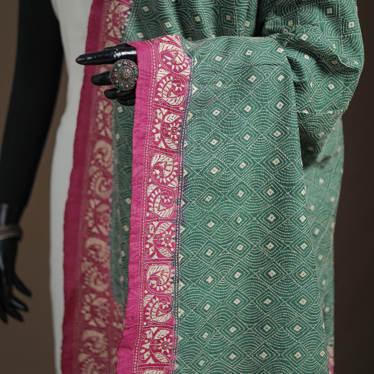Tussar Silk Handloom Bolpur Kantha Hand Embroidered Dupatta 10