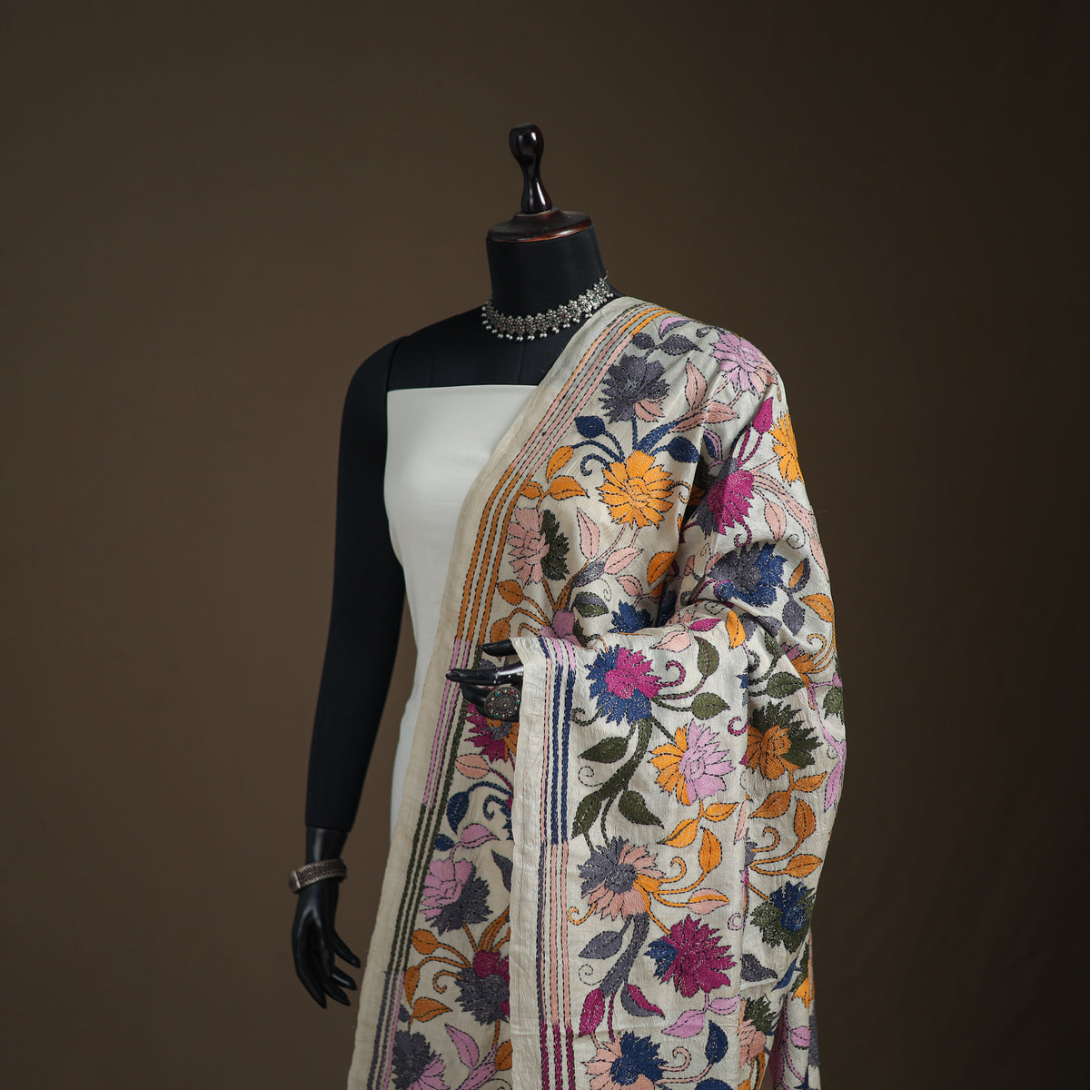 Tussar Silk Handloom Bolpur Kantha Hand Embroidered Dupatta 16