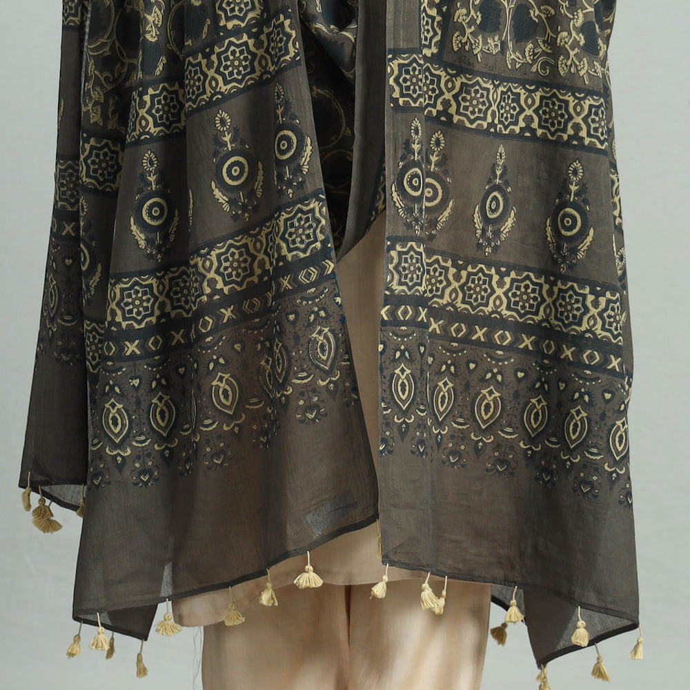 Ajrakh Dupatta