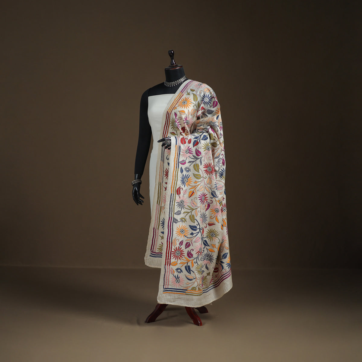 Tussar Silk Handloom Bolpur Kantha Hand Embroidered Dupatta 21