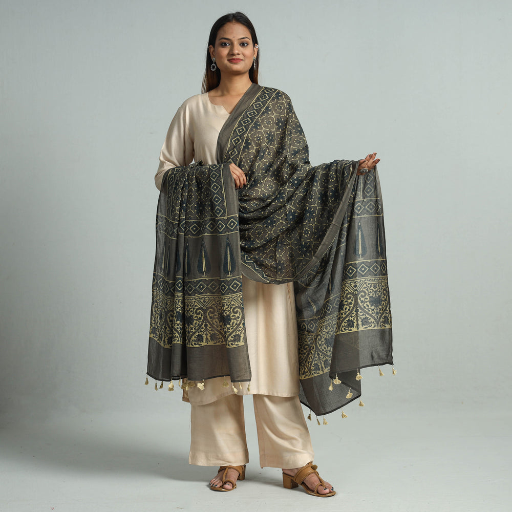 Ajrakh Dupatta