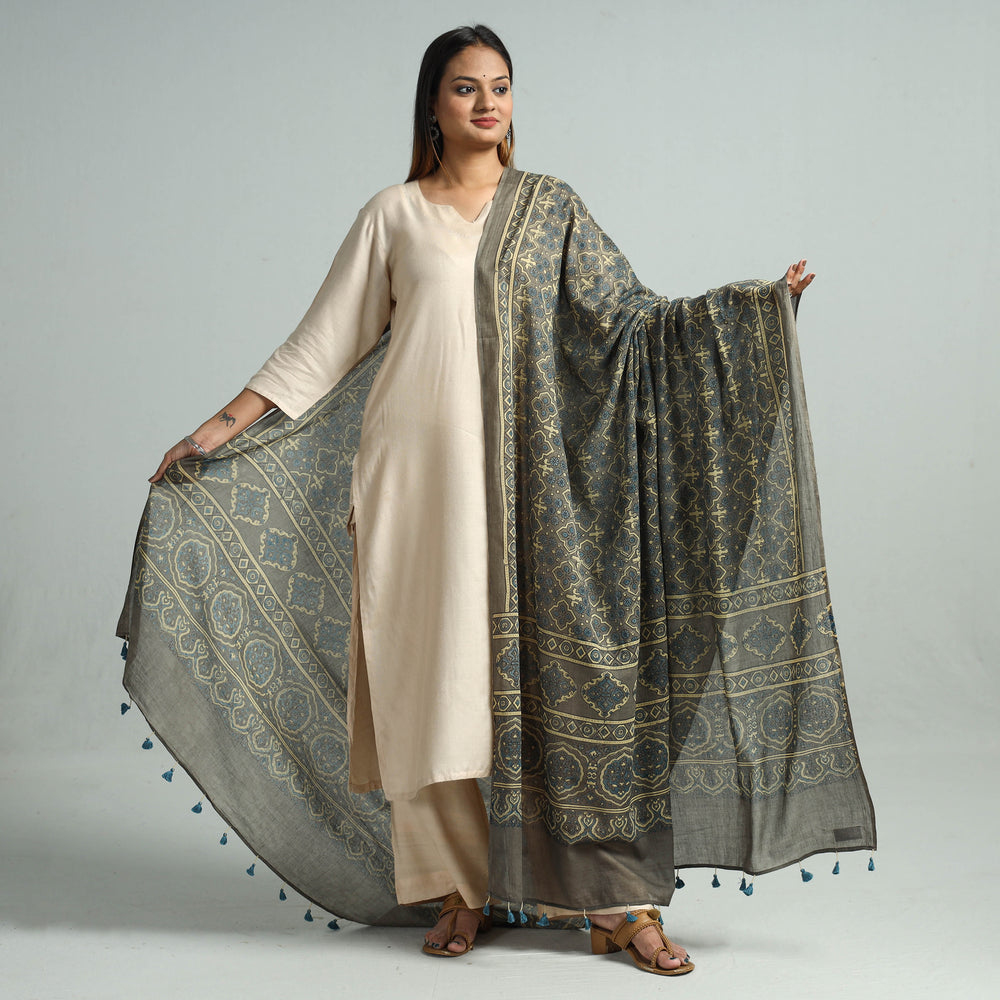 Ajrakh Dupatta