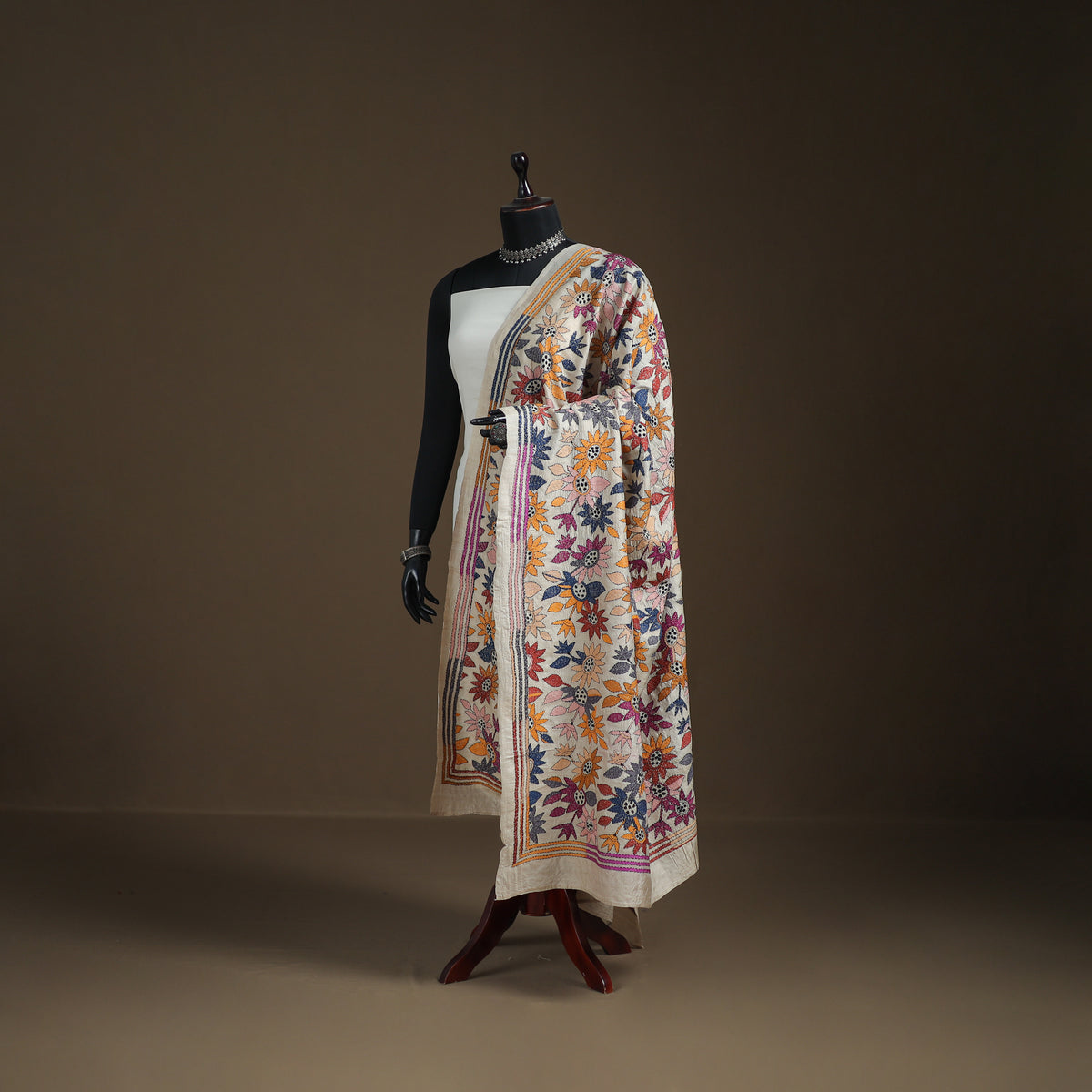 Tussar Silk Handloom Bolpur Kantha Hand Embroidered Dupatta 23