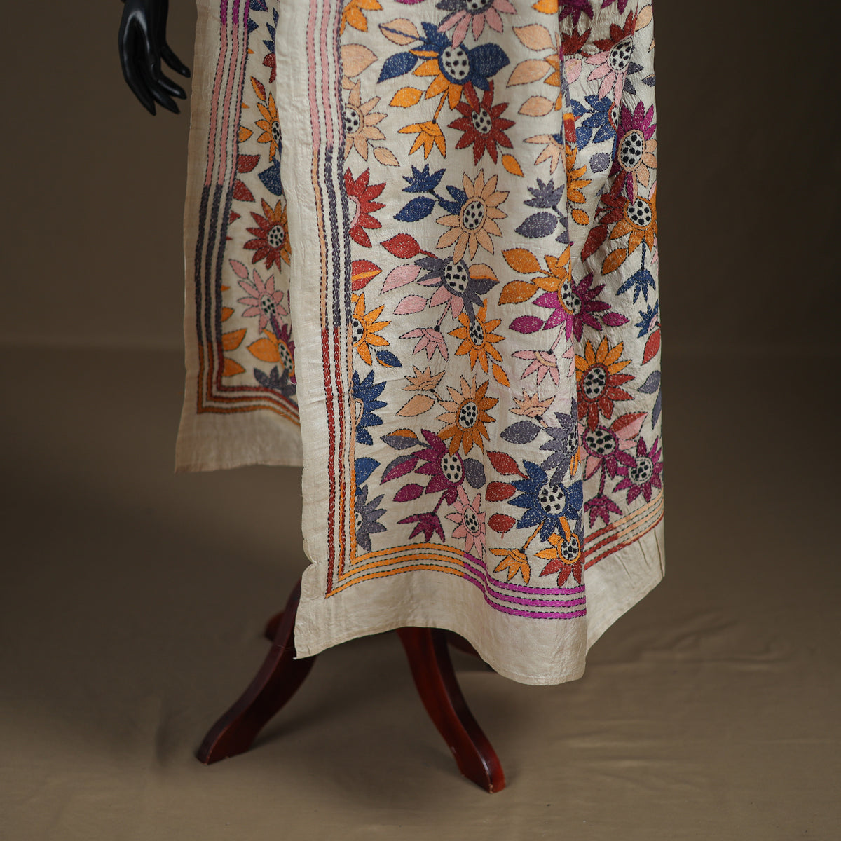 Tussar Silk Handloom Bolpur Kantha Hand Embroidered Dupatta 23