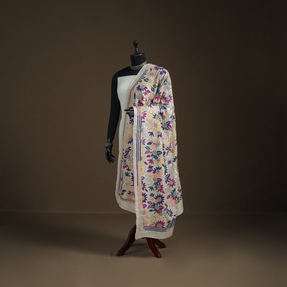 Tussar Silk Handloom Bolpur Kantha Hand Embroidered Dupatta 24