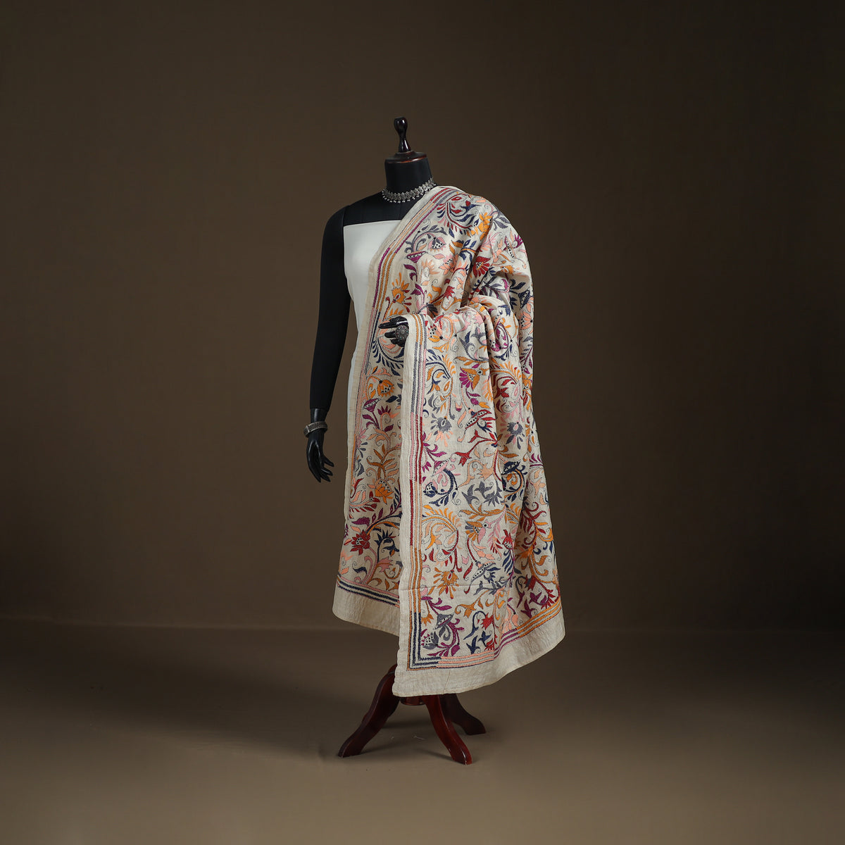 Tussar Silk Handloom Bolpur Kantha Hand Embroidered Dupatta 25
