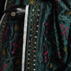 Green - chanderi silk hand embroidery phulkari dupatta 39