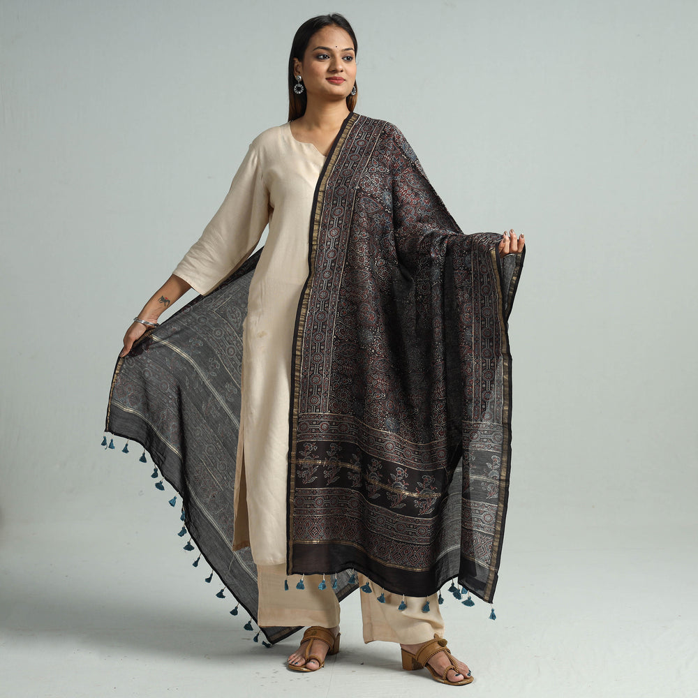 Ajrakh Dupatta