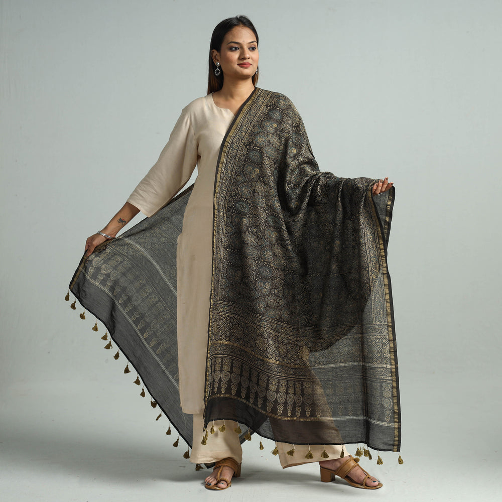 Ajrakh Dupatta