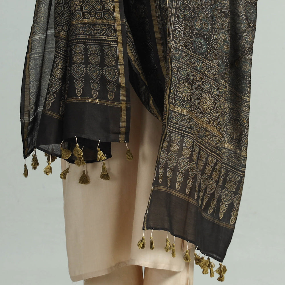 Ajrakh Dupatta