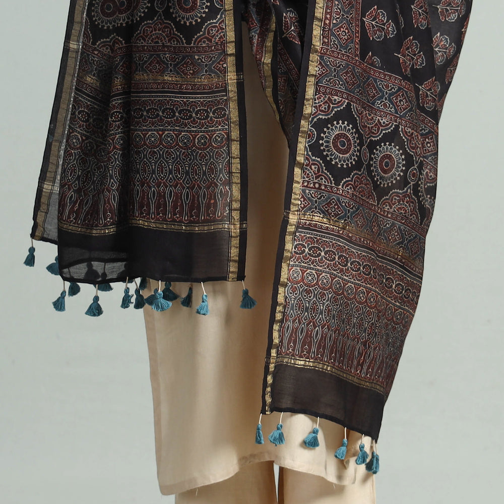 Ajrakh Dupatta