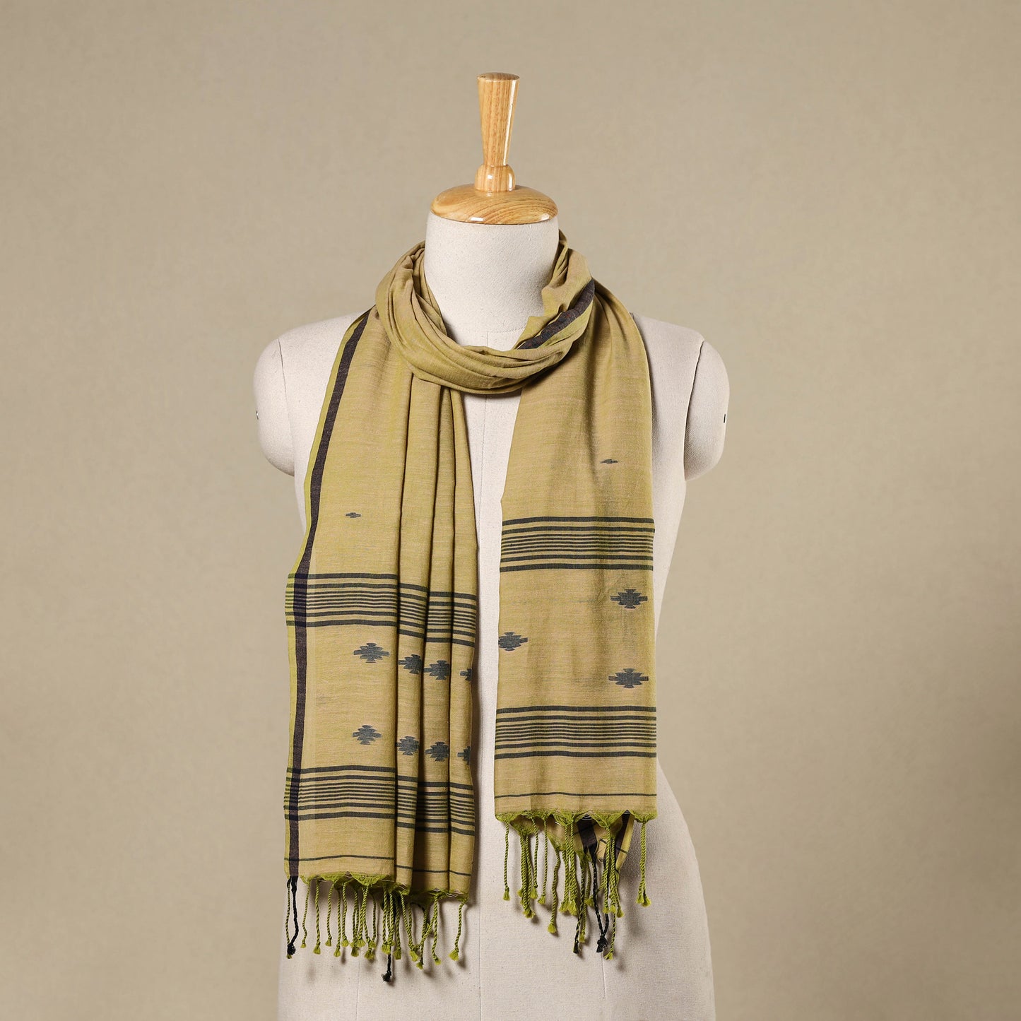 Yellow - handloom cotton phulia jamdani stole with tassels