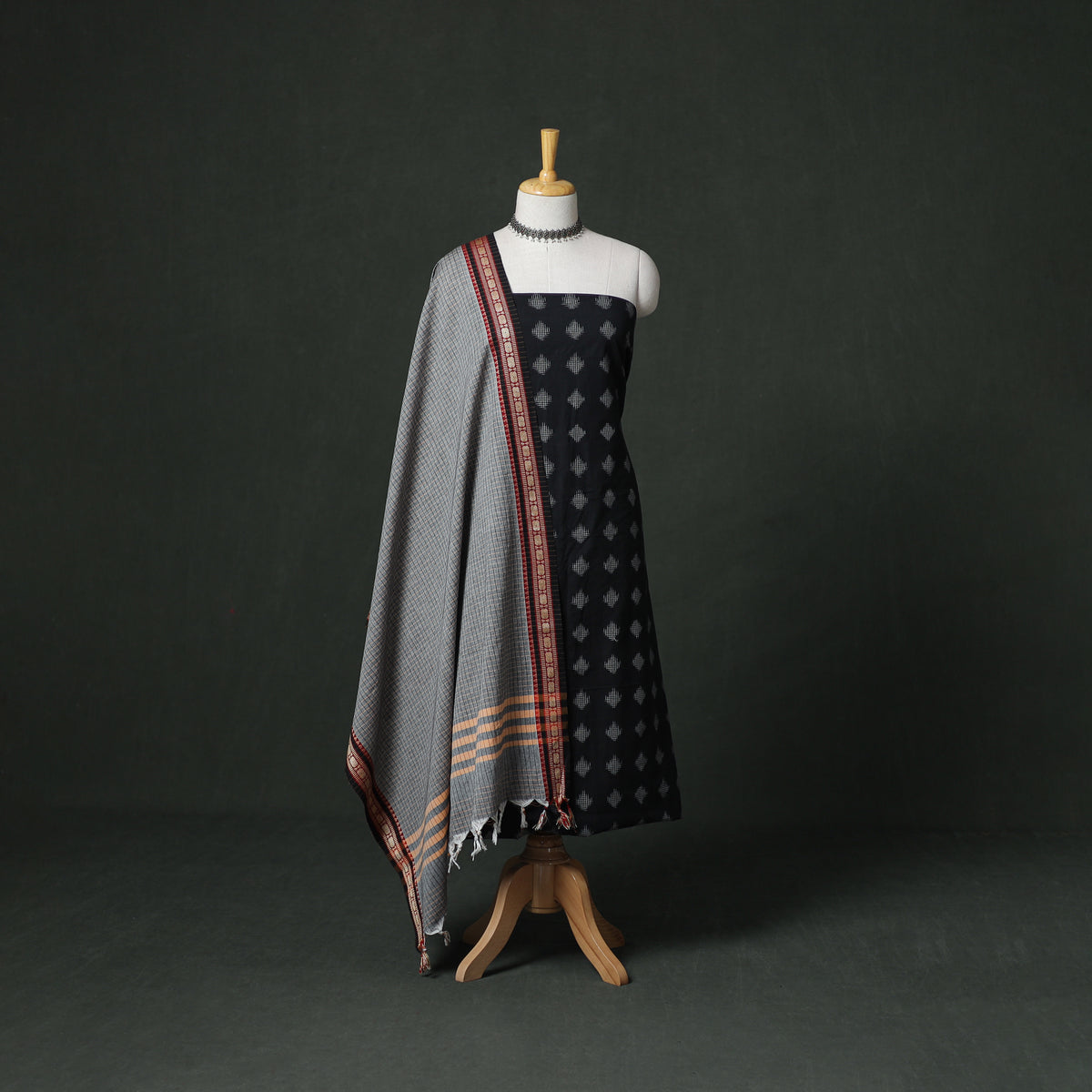 Pochampally Ikat Cotton Unstitched Dress Material: Kurta with Dupatta 11