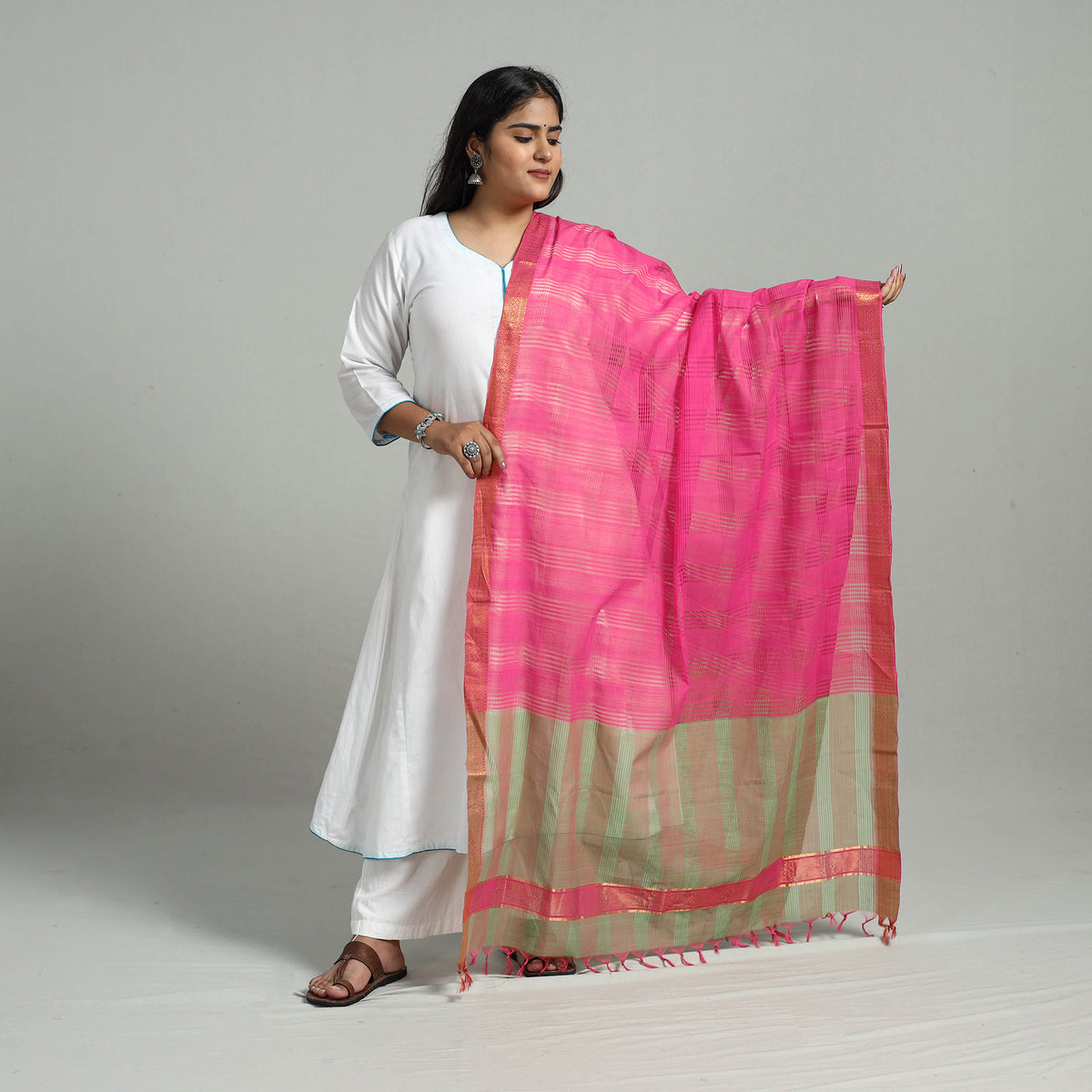 Pink - Handloom Cotton Nizam Zari Border Mangalagiri Dupatta 07