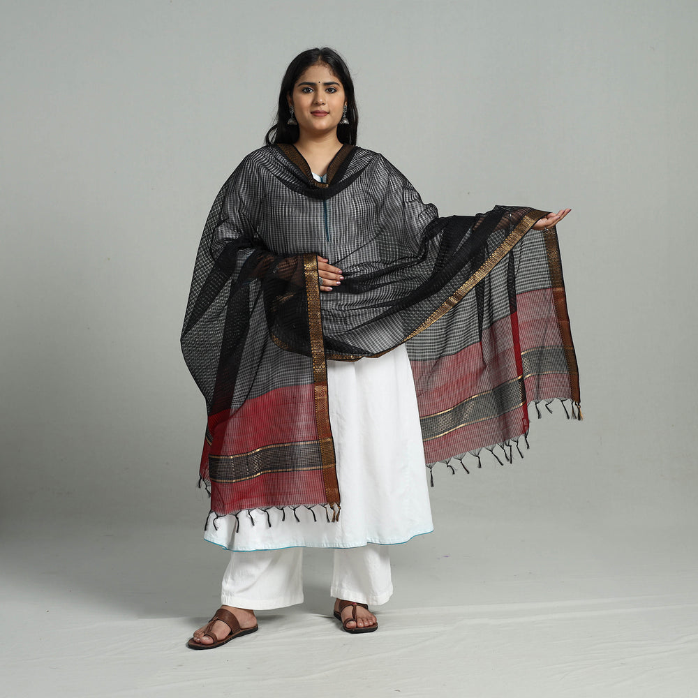 Black - Handloom Cotton Nizam Zari Border Mangalagiri Dupatta 12