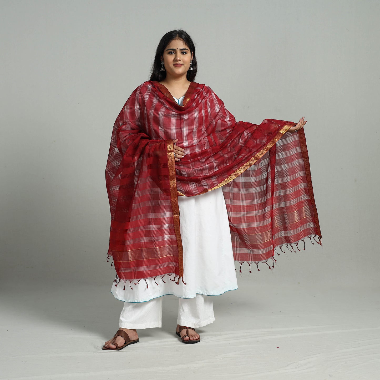 Maroon - Handloom Cotton Nizam Zari Border Mangalagiri Dupatta 16