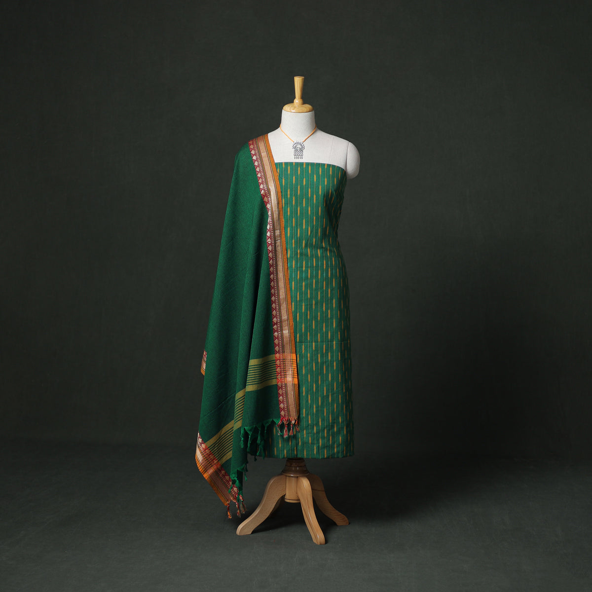 Pochampally Ikat Cotton Unstitched Dress Material: Kurta & Dupatta with Jewellery 32