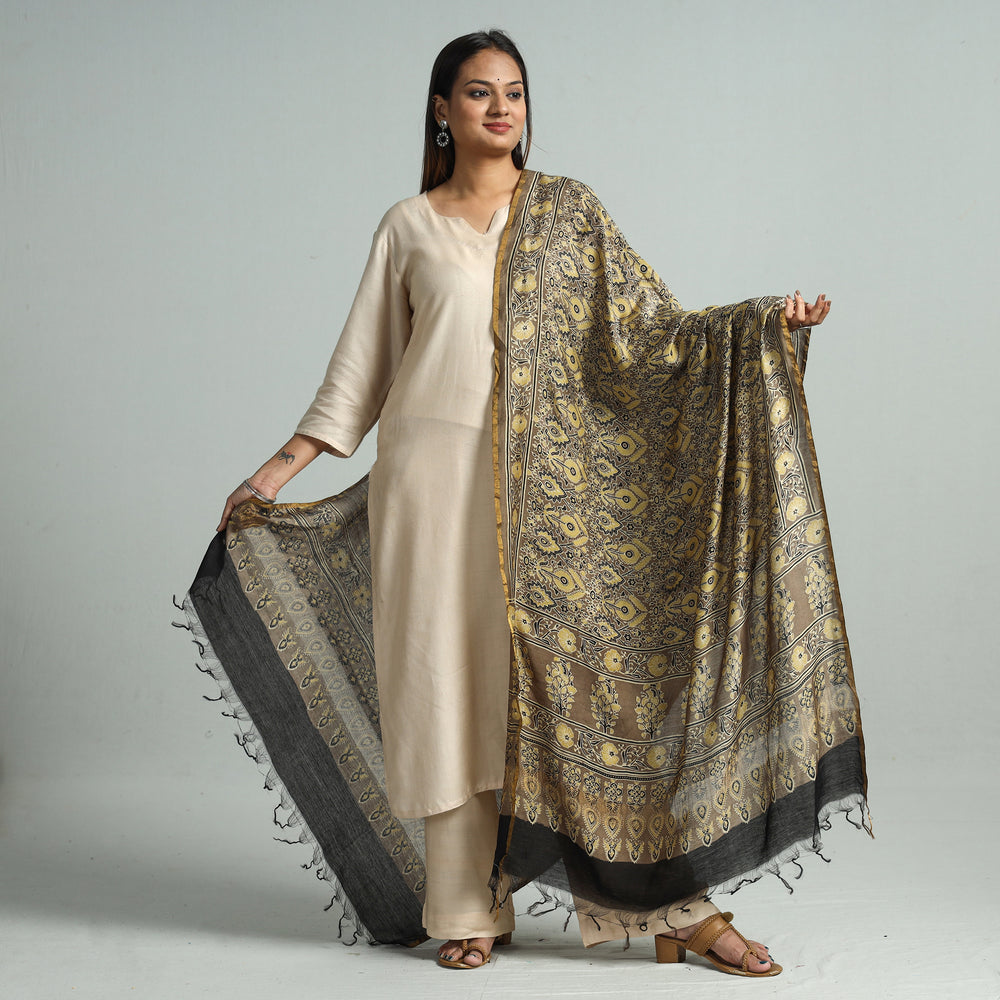 Ajrakh Dupatta