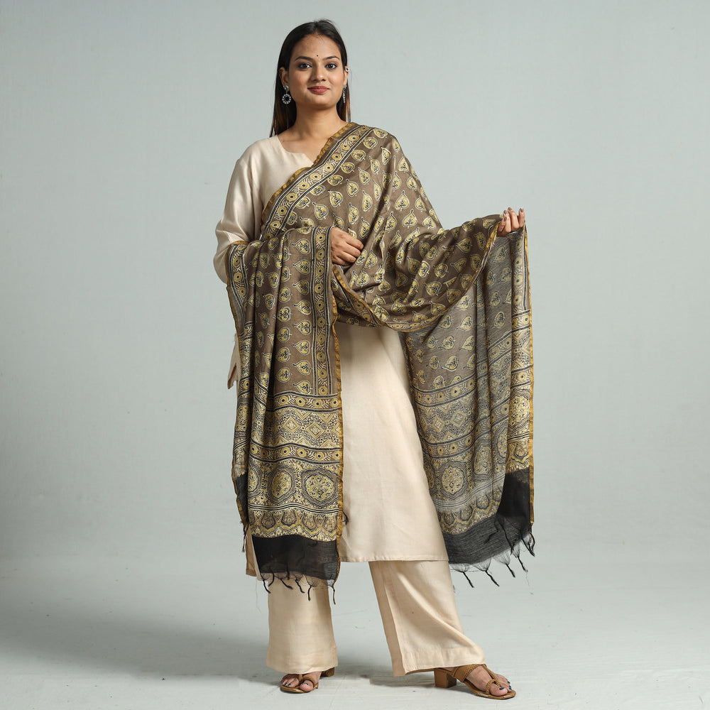 Ajrakh Dupatta