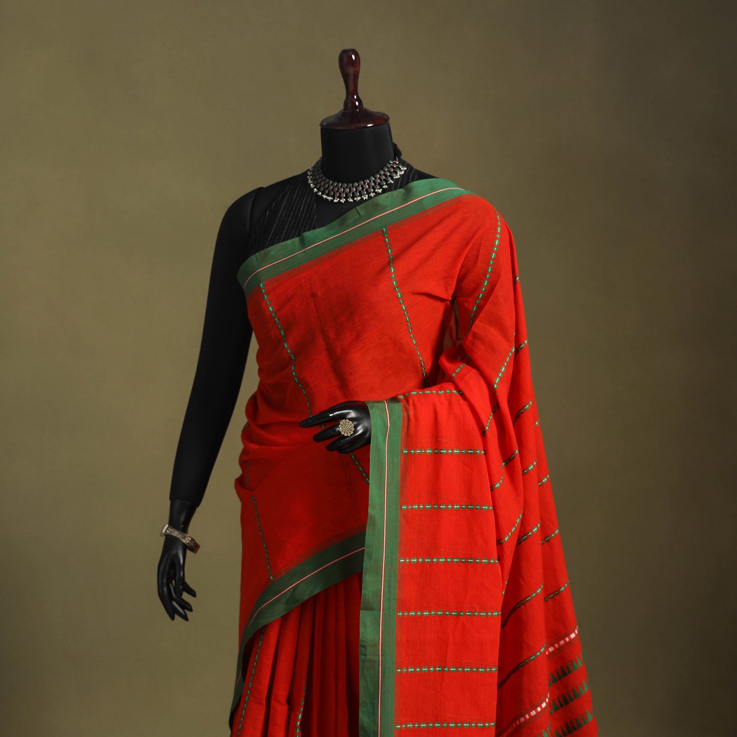 Red - handwoven cotton begumpuri saree 08 - handcrafted