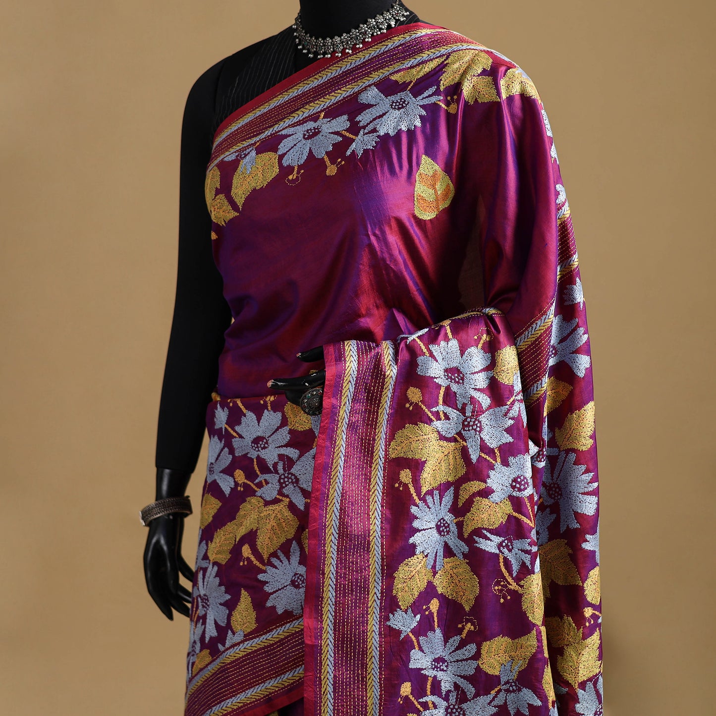 Bengal Hand Embroidered Bangalore Silk Pure Handloom Kantha Saree 08