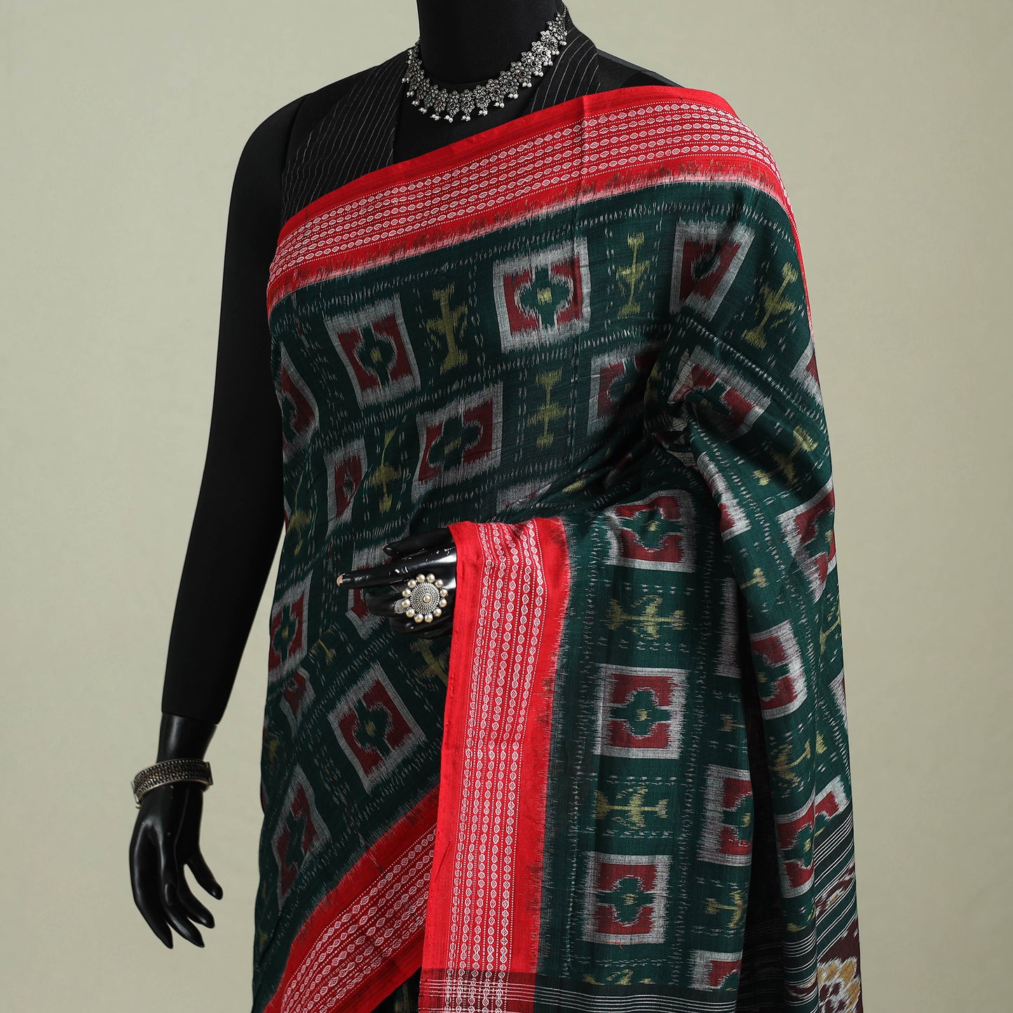 Pure Handwoven Sambalpuri Ikat Cotton Saree 01