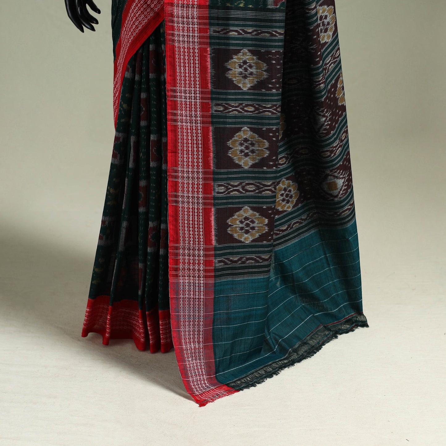 Pure Handwoven Sambalpuri Ikat Cotton Saree 01